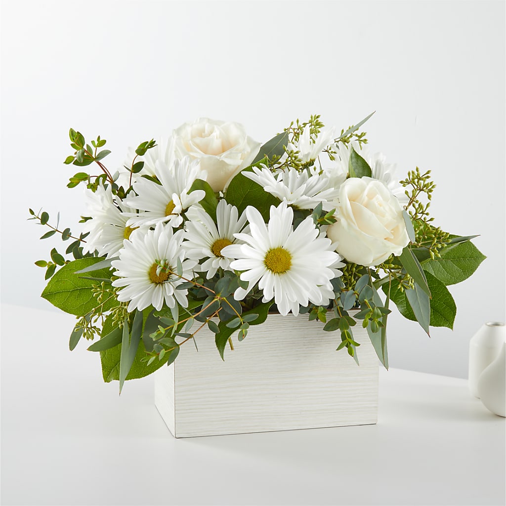 Fresh Linen Box Bouquet – SMITH'S, Salt Lake City UT